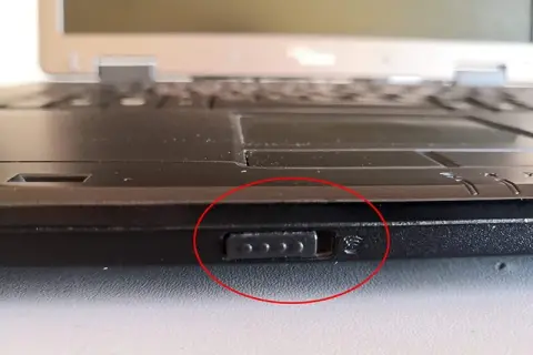 Jak włączyć kartę wifi w laptopie i rozwiązać problemy z połączeniem
