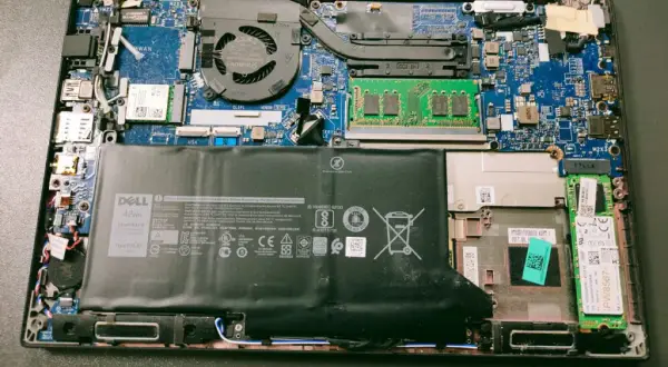 Ile kosztuje wymiana dysku w laptopie? Sprawdź ceny i opcje serwisowe